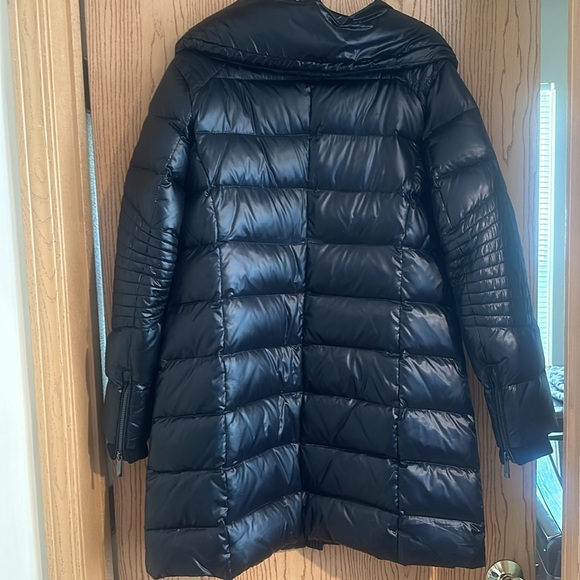 BCBGMaxazria Puffer Coat - Picture 6 of 9